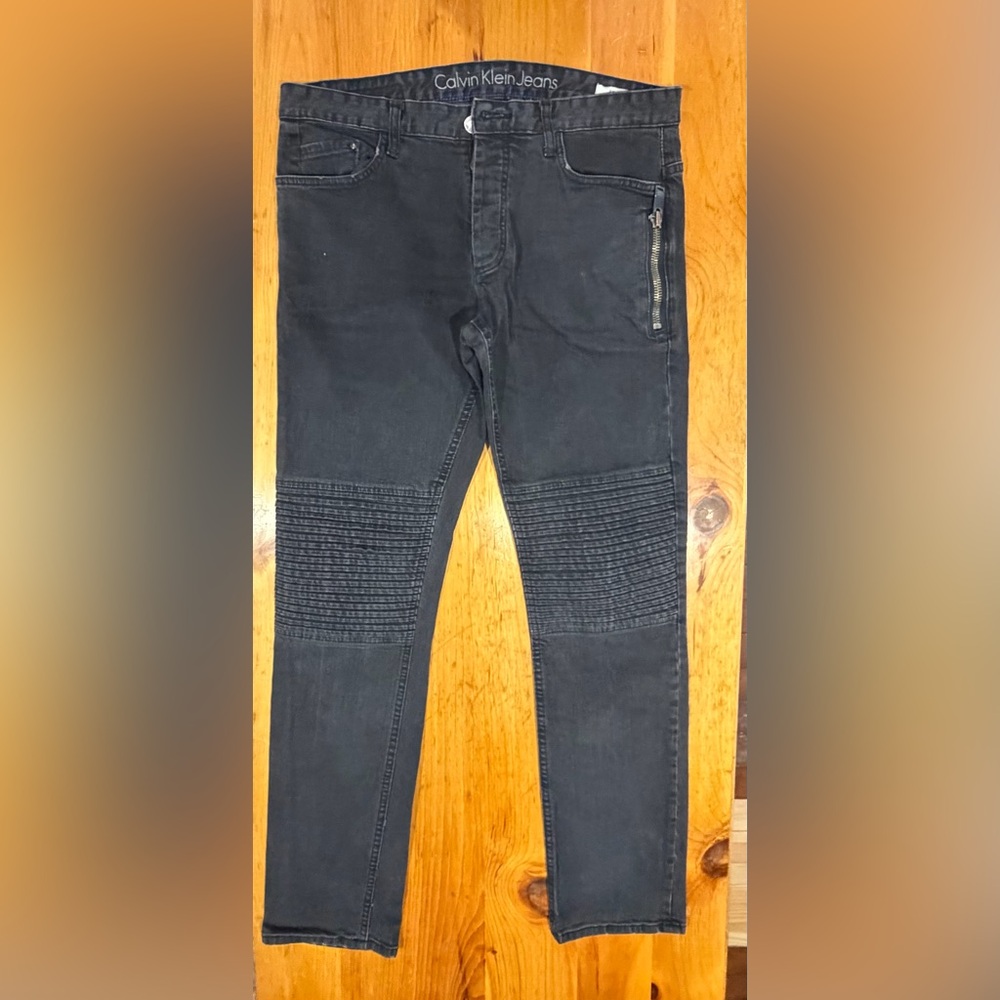 Men’s Black Calvin Klein Jeans size 33